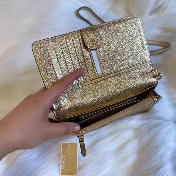 MICHAEL KORS CONVERTIBLE CROSSBODY BAG - Picture 4 of 7